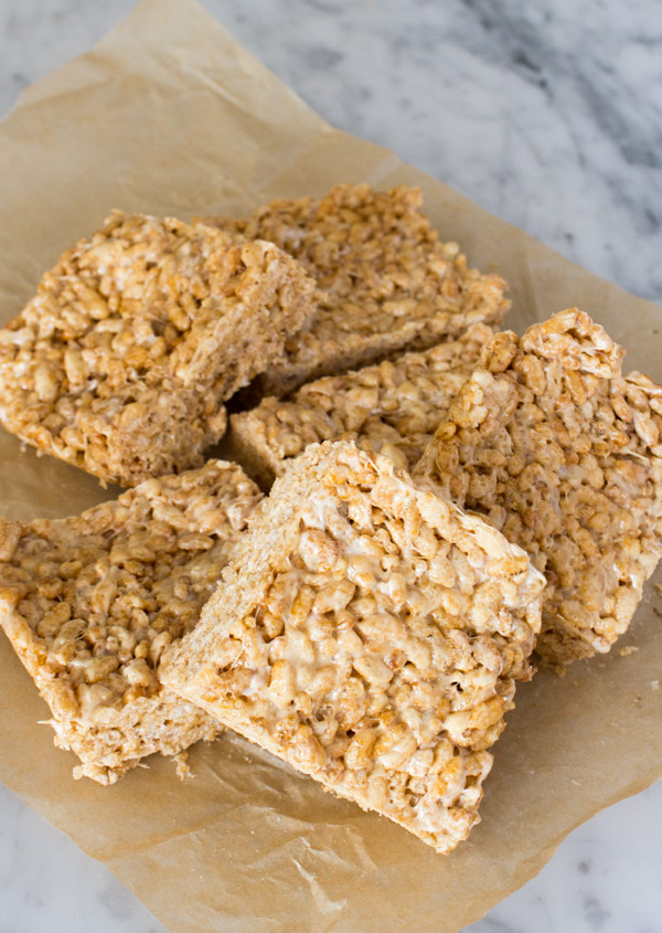 Vegan Rice Crispy Treats | Back to School Vegan Snacks | www.sweetpotatosoul.com