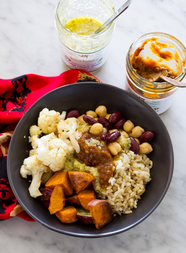 Vegan Basbaas Buddha Bowl (recipe + video) | www.sweetpotatosoul.com 