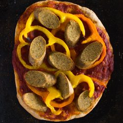 Sausage Pepper Vegan Pizza | www.sweetpotatosoul.com