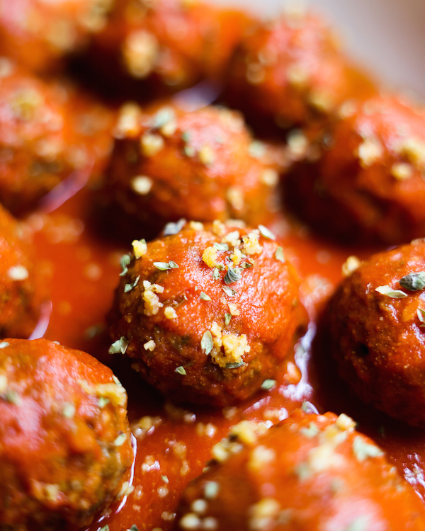 The BEST Vegan Meatballs 