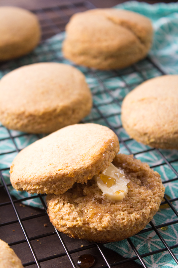 Vegan Cornmeal Buttermilk Biscuits | www.sweetpotatosoul.com