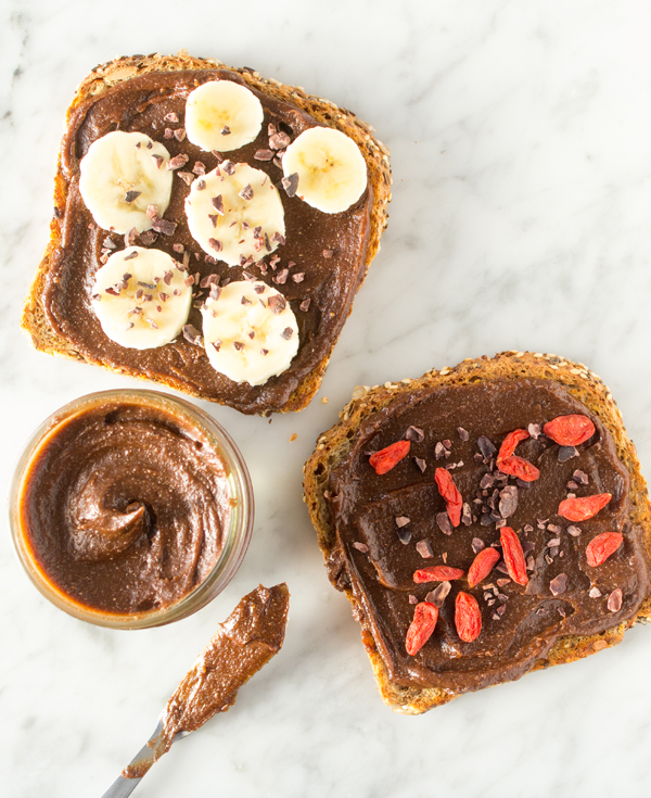 Vegan Maca Nutella | www.sweetpotatosoul.com