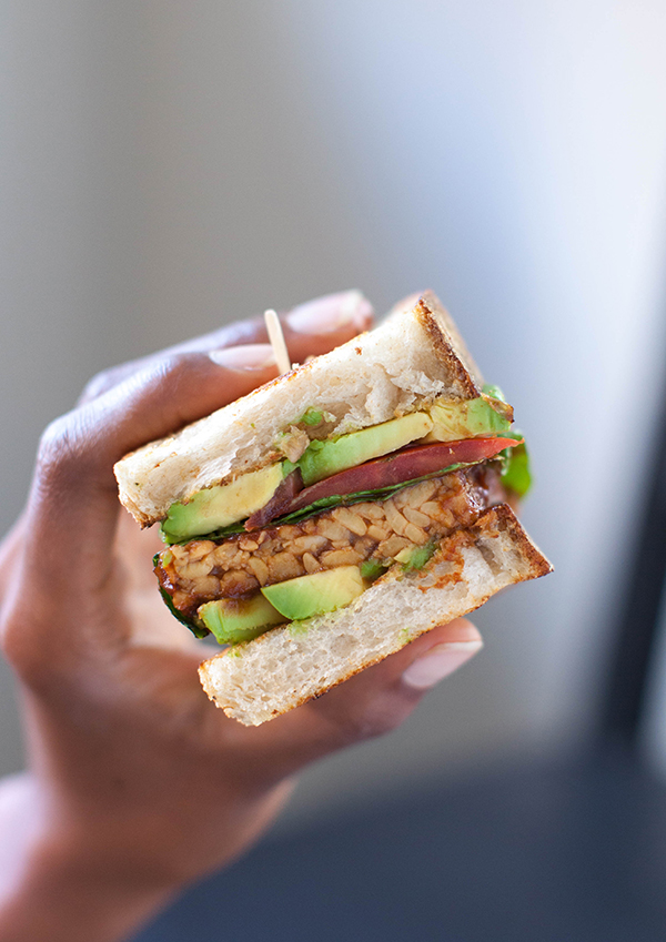 Tempeh Sandwich with Chipotle Hummus - That Vegan Babe