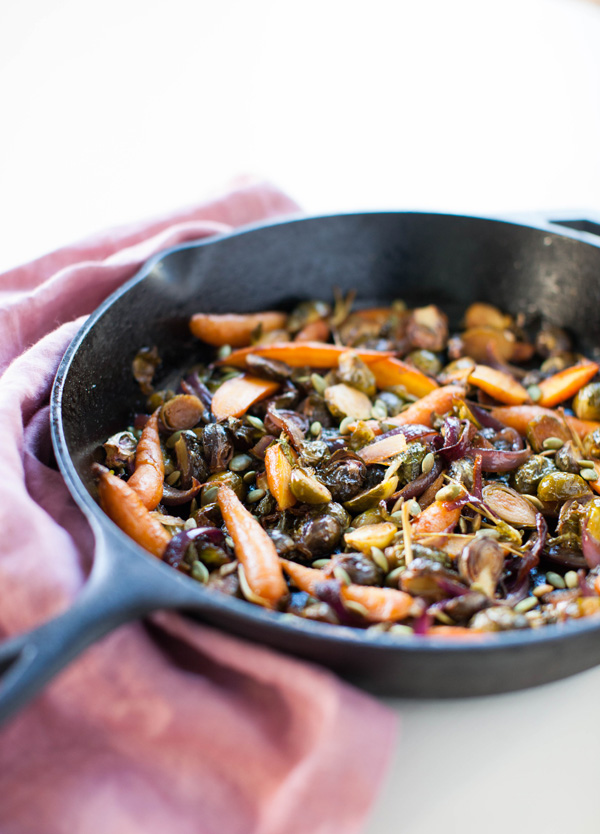 Smoky Maple Roasted Brussels Sprouts | sweetpotatosoul.com