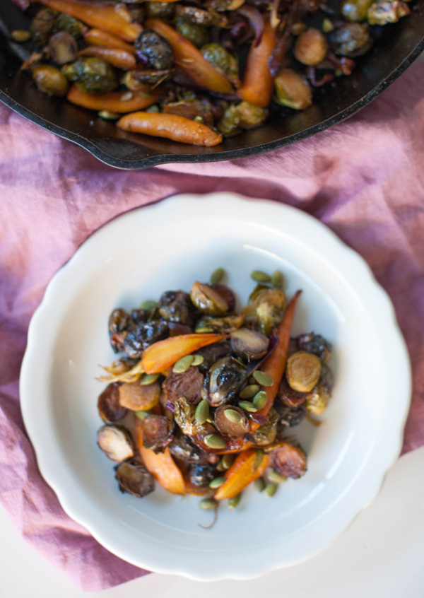 Smoky Maple Roasted Brussels Sprouts | sweetpotatosoul.com