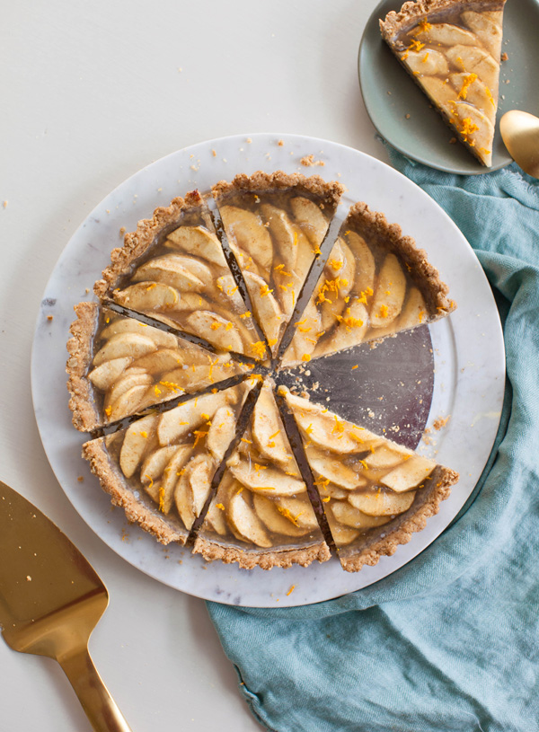 Vegan Apple Tart With Walnut Oat Crust Vegan Thanksgiving Desserts