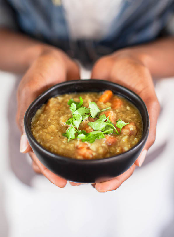 Lentil Carrot Soup 5 Ingredient Vegan Recipes | @sweetpotatosoul