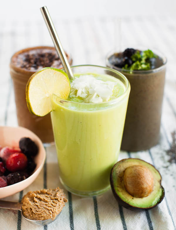 3 Energizing Breakfast Smoothie Recipes | 5 Minute Breakfasts + VIDEO