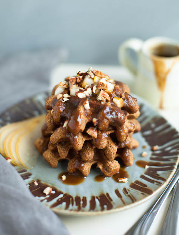 Vegan Pumpkin Waffles | @sweetpotatosoul