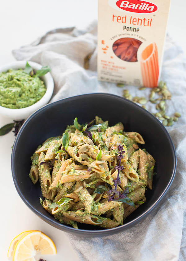 Avocado Pesto Pasta | @sweetpotatosoul