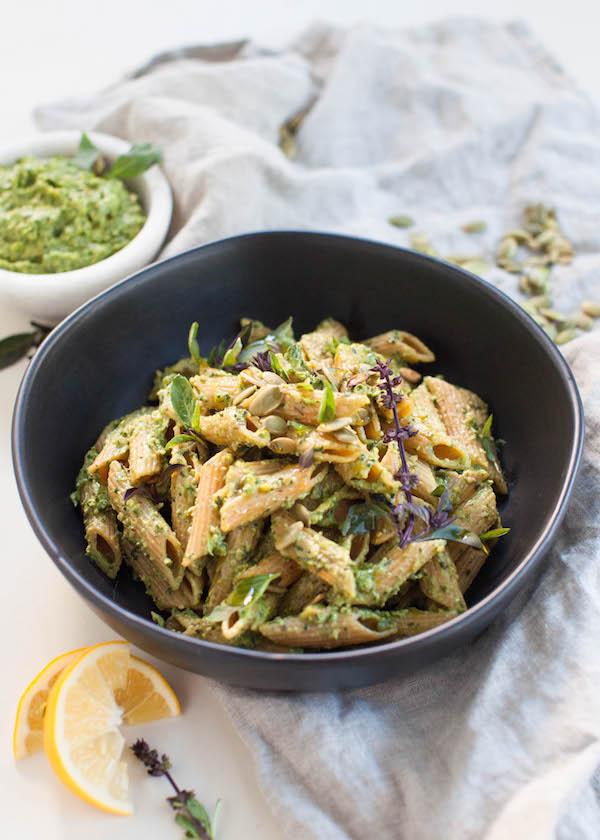 Avocado Pesto Pasta | @sweetpotatosoul