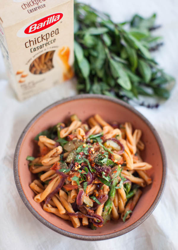 Spring Veggie Pasta | @sweetpotatosoul