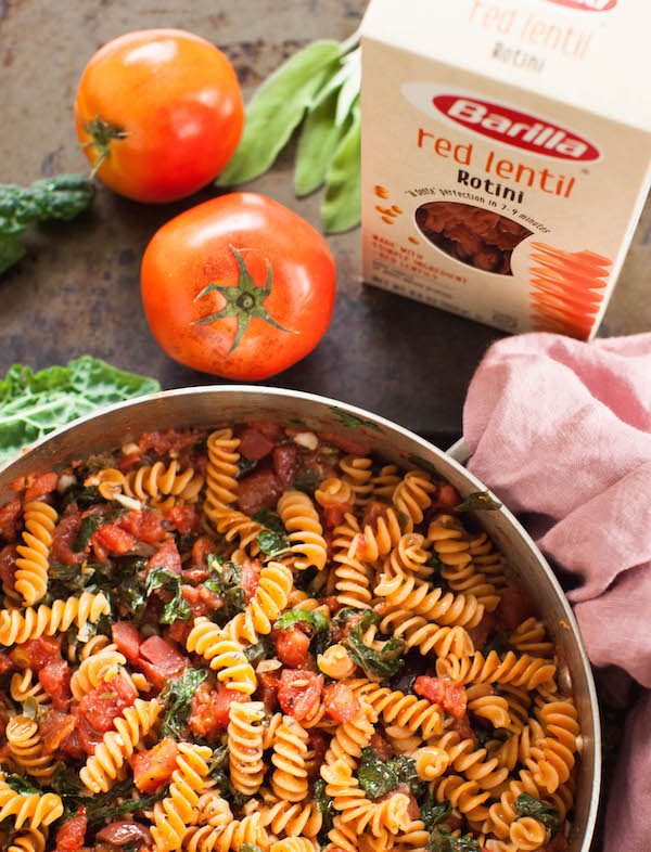 Vegan pasta puttanesca | @sweetpotatosoul