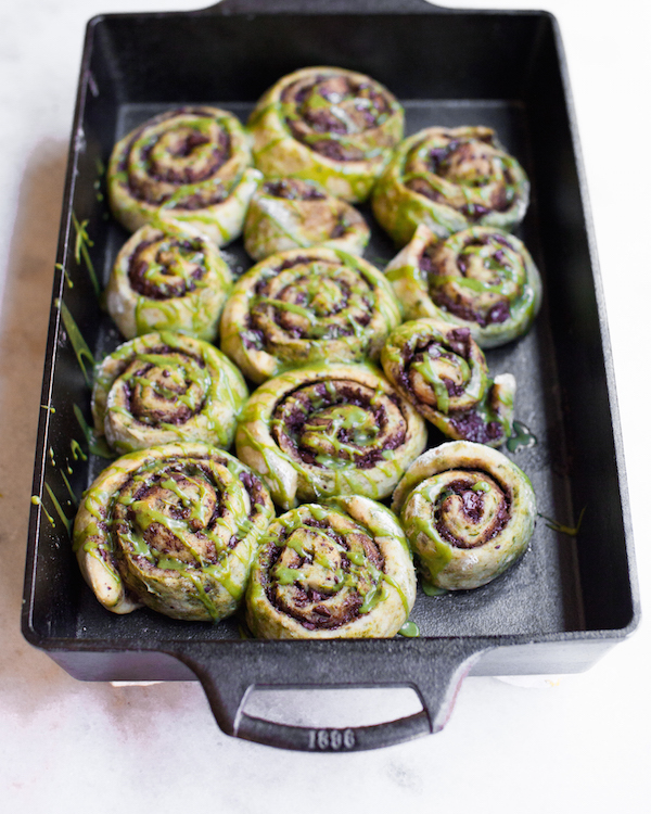 Chocolate Matcha Sticky Buns | @sweetpotatosoul