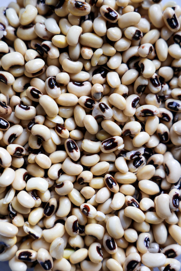 Instant Pot Black Eyed Peas (Pressure Cooker) - Life's Little Sweets