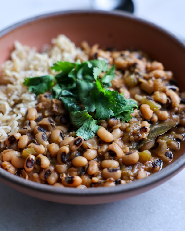 vegan black eyed peas in bowl » Healthy Vegetarian Recipes