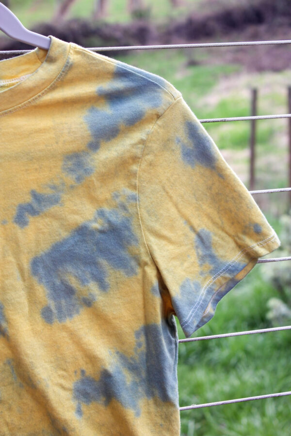 Blue and yellow tie-dyed shirt.