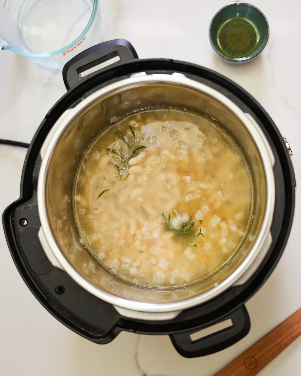 Beans and water added to the Instant Pot. 