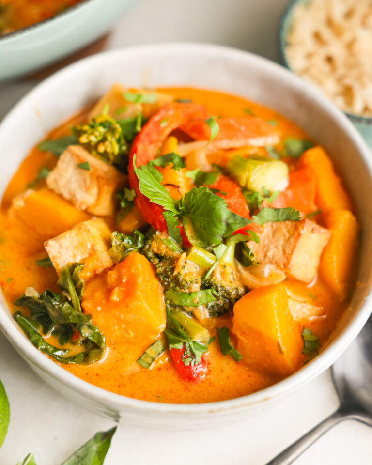 bowl of thai pumpkin curry