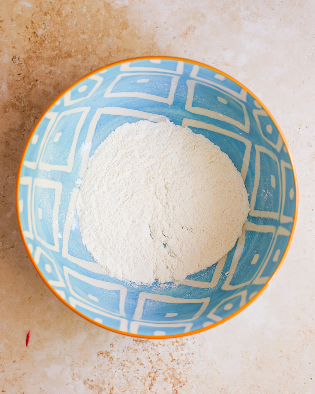 flour and potato starch in bowl