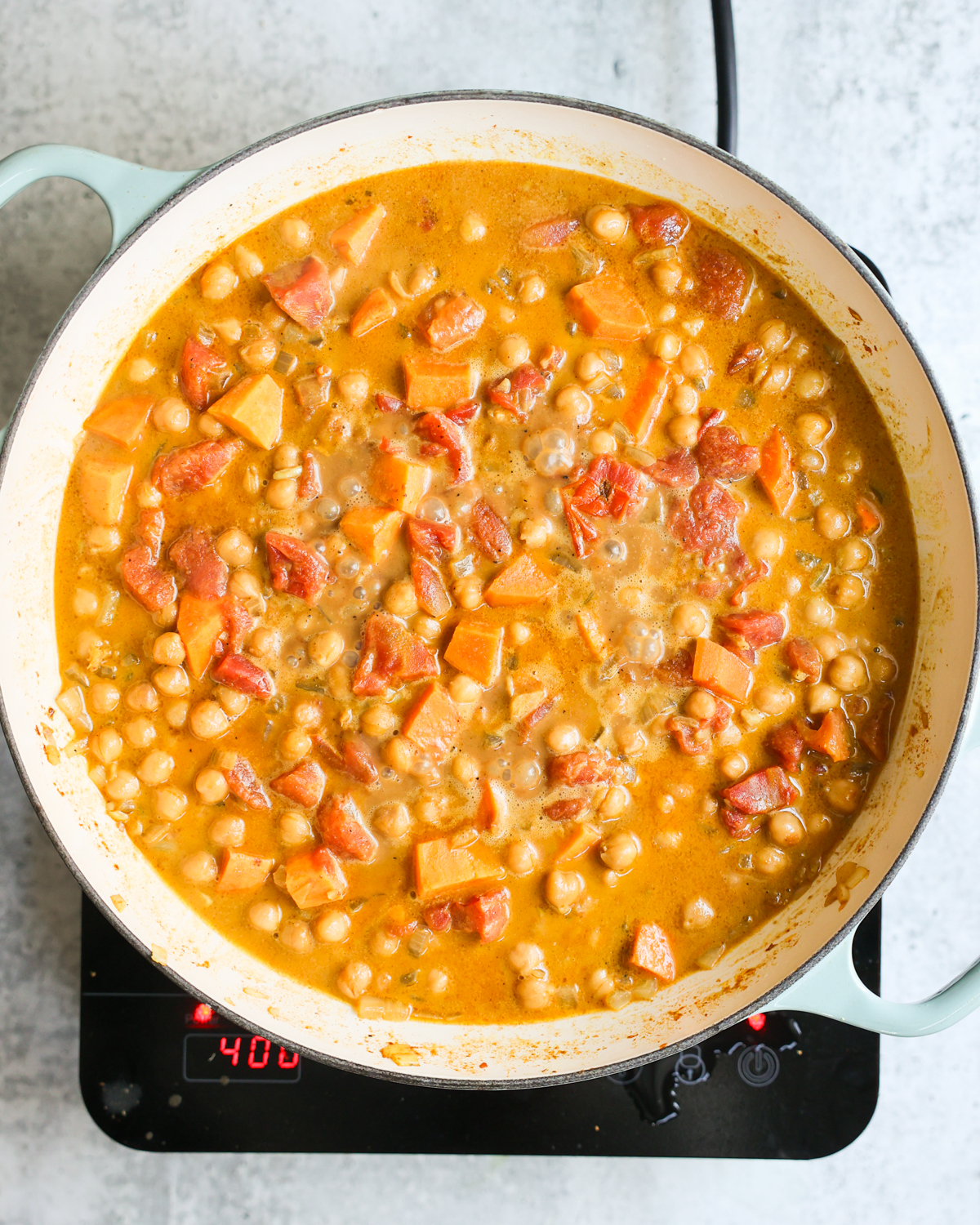 overhead chickpea curry simmering