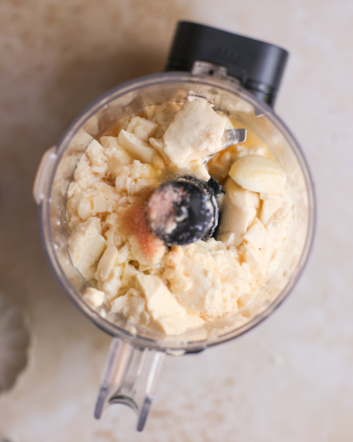 vegan sour cream ingredients in blender