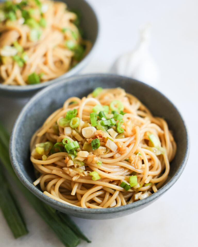 garlic noodles in bowls