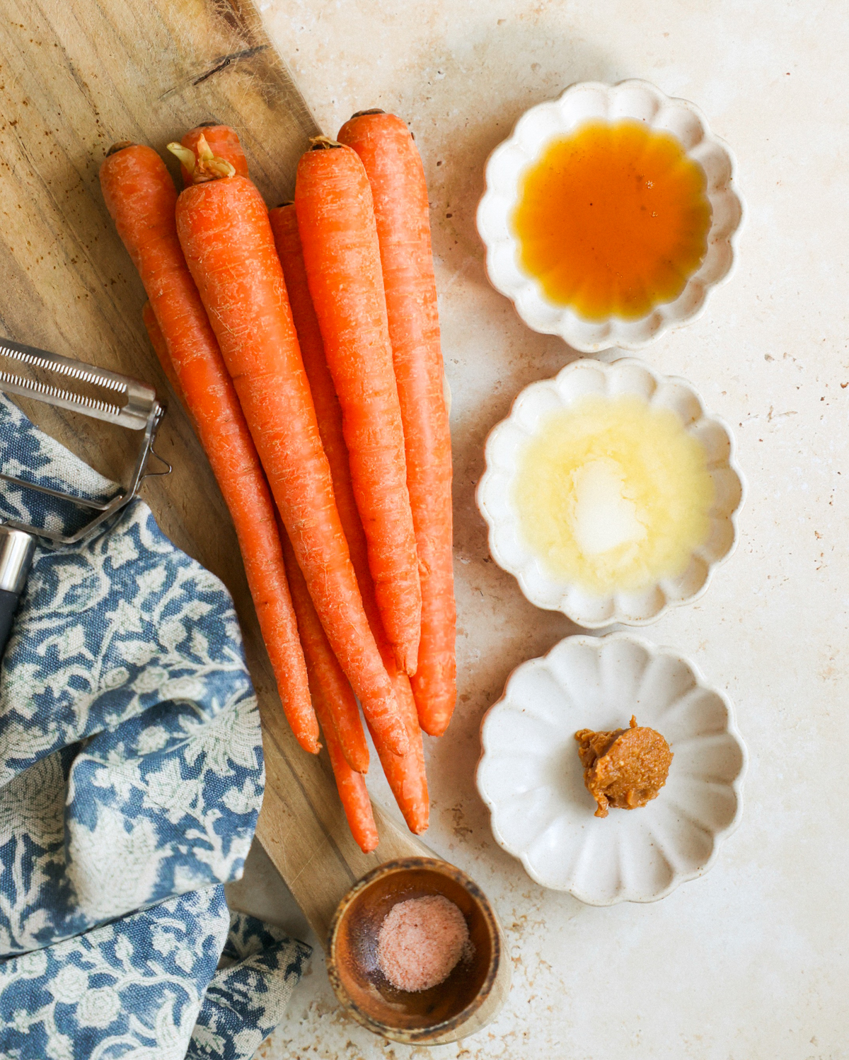 sweet air fryer carrots ingredients