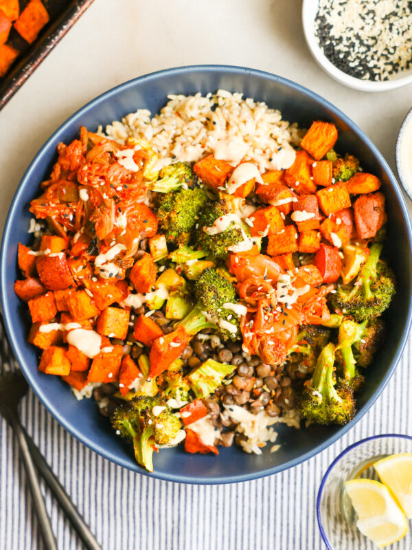 overhead of buddha bowl