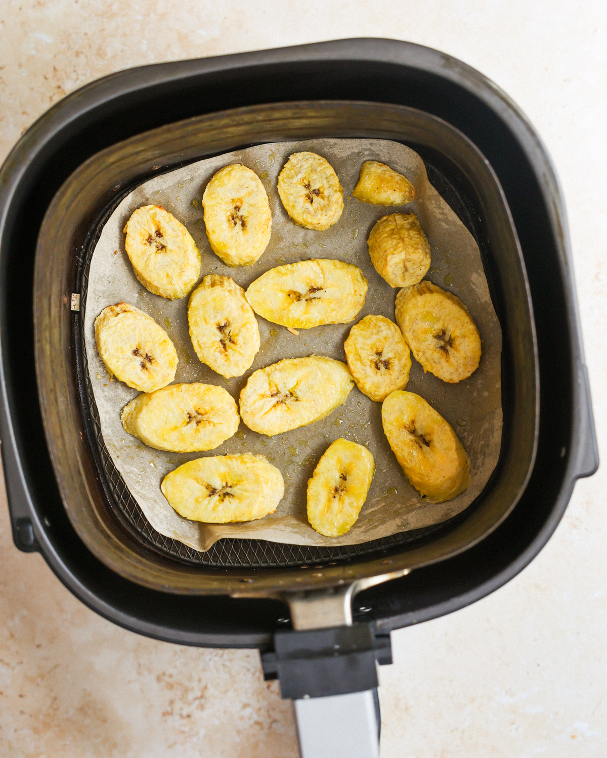 overhead plantains in air fryer