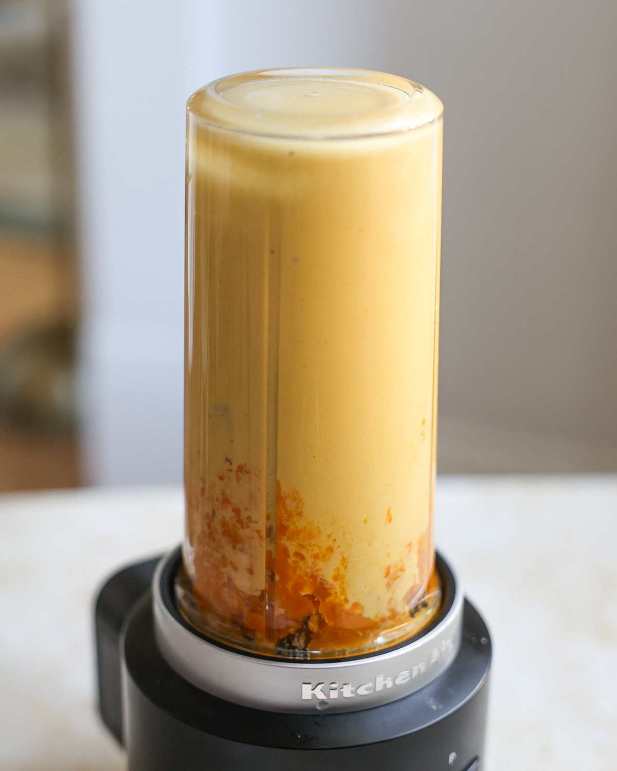 blending cheese sauce