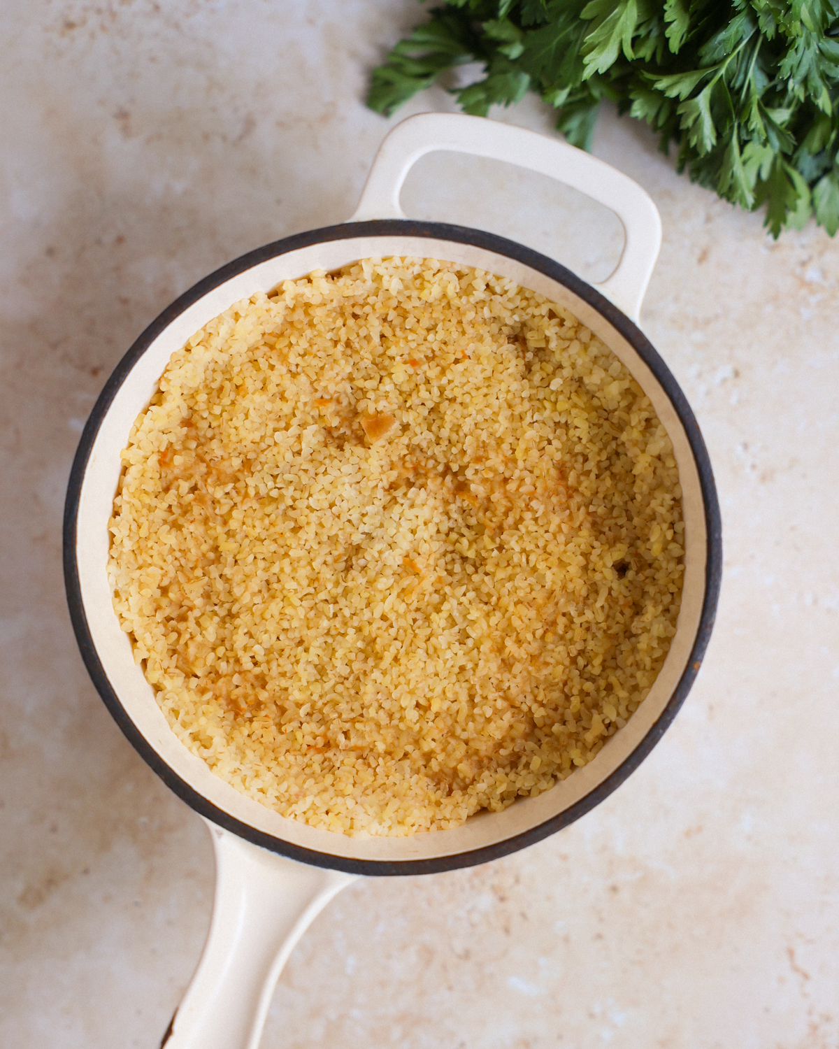 cooked bulgur overhead