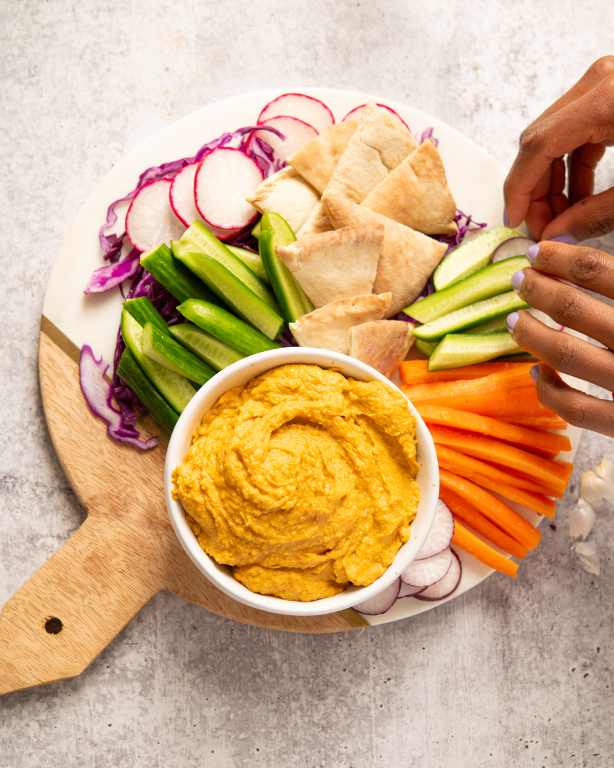 sweet potato hummus overhead with veggies