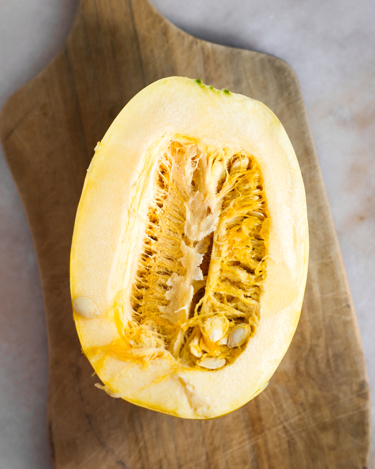 sliced spaghetti squash
