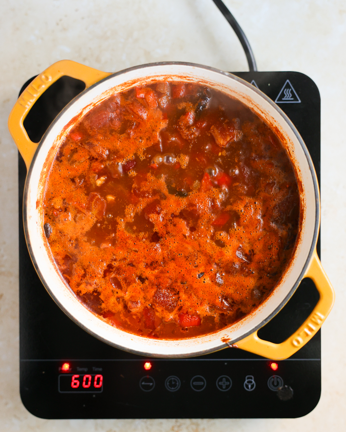 overhead simmering chili