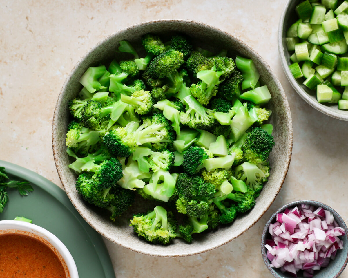 Drained broccoli in a bowl.