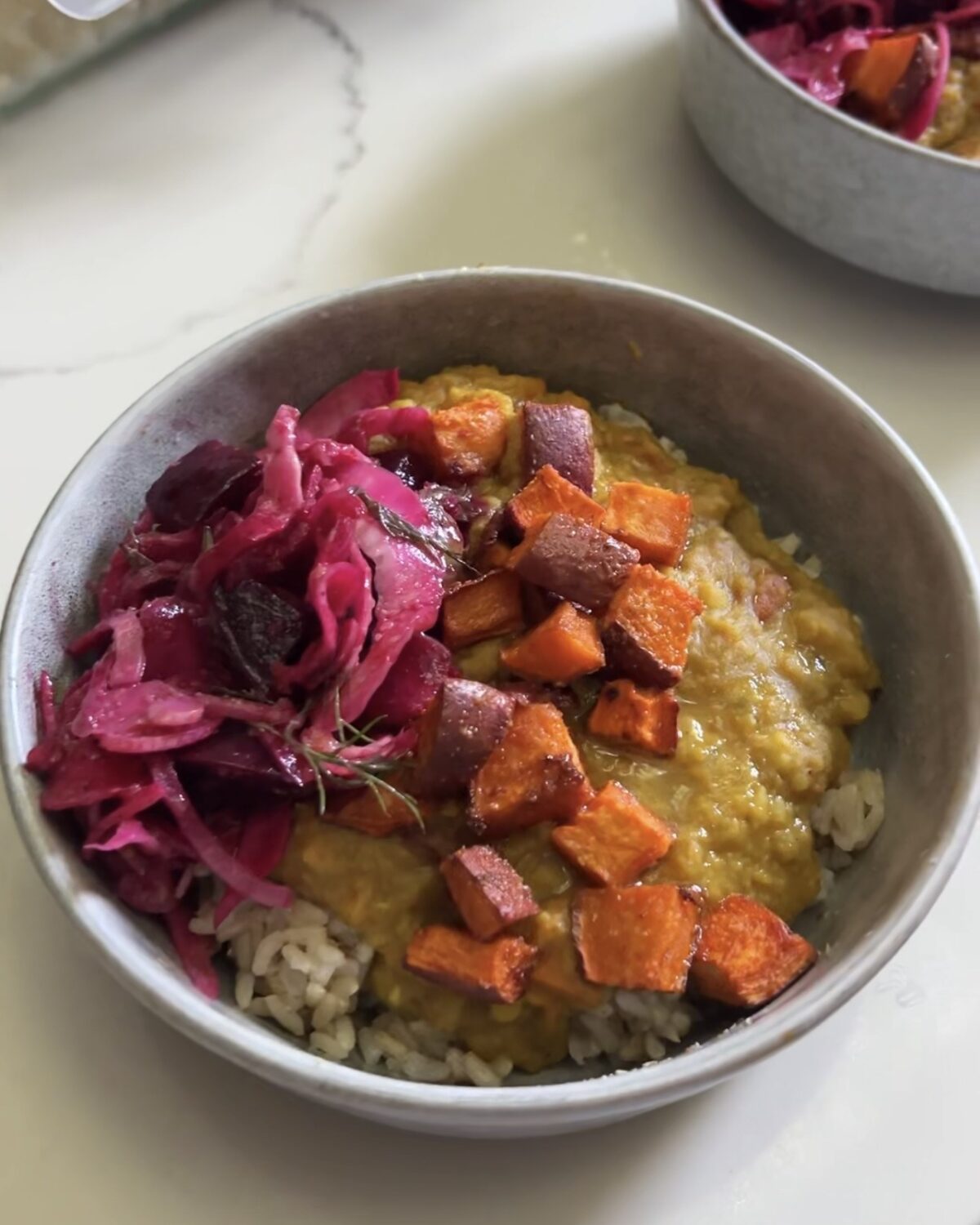 Fennel salad with curry in bowl.